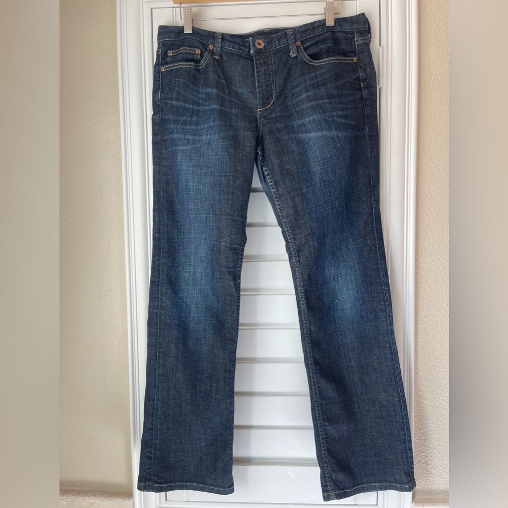 Banana Republic 31P dark blue denim jeans straight leg distressed petite